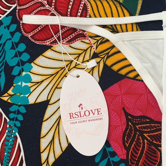 White G-String - Picture 3 of 3